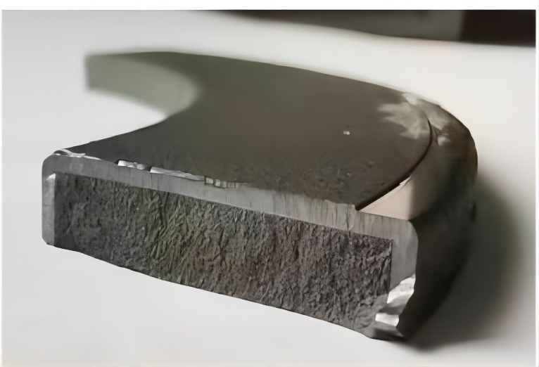 Максимизация производительности: почему CVD Solid SiC является лучшим выбором для деталей критически важных камер